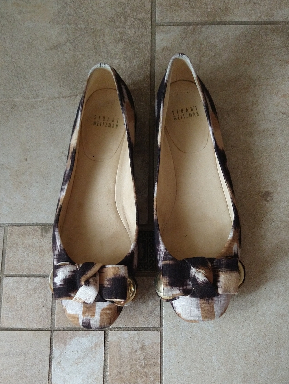 Stuart Weitzman Women's Printed Bow Flats - Brown/Black Size 8